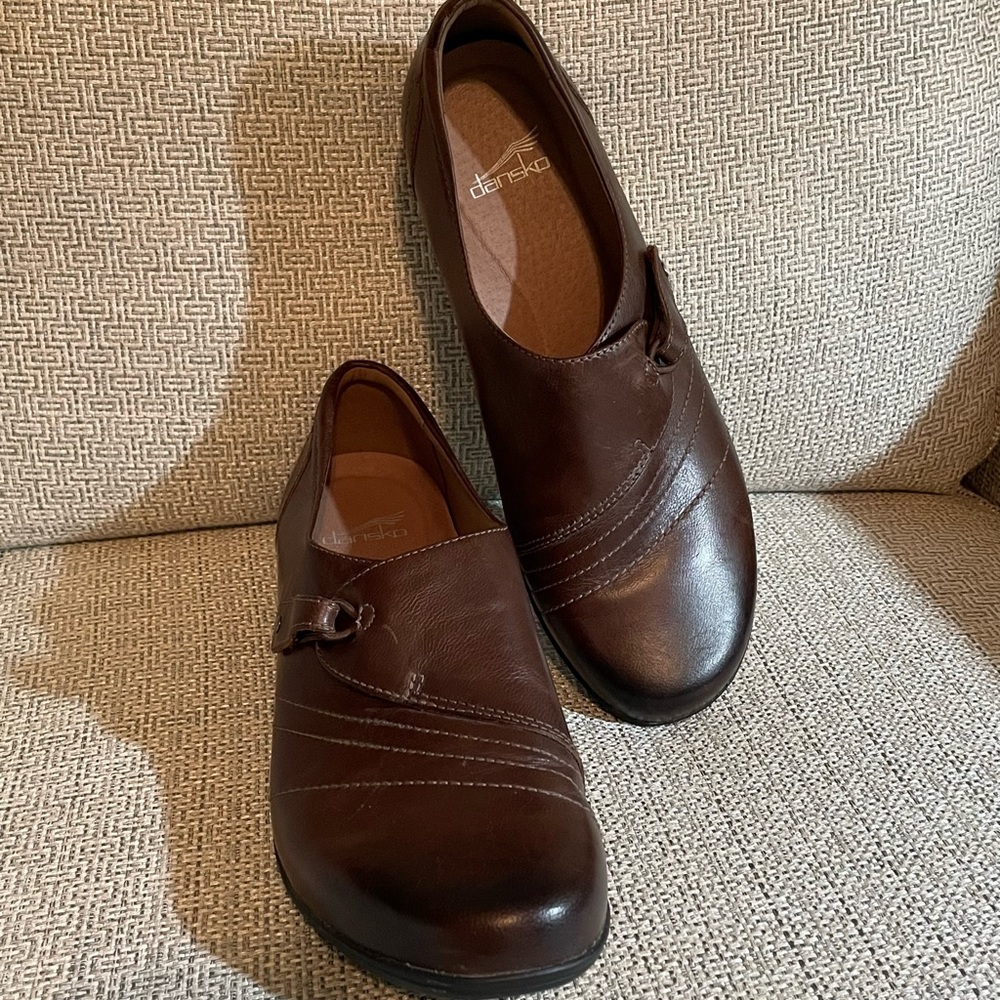 Dansko Brown Leather Slip On Shoes Size 40
